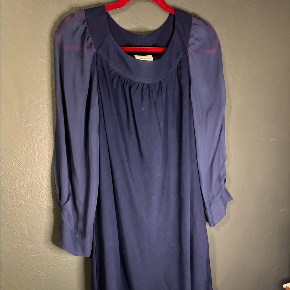 AKRIS Punto size 8 blue dress with sheet long sleeves